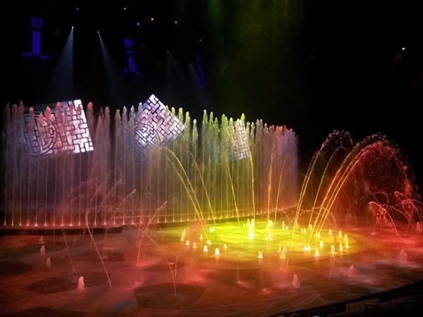 国内首个大型水秀演艺剧场武汉汉秀