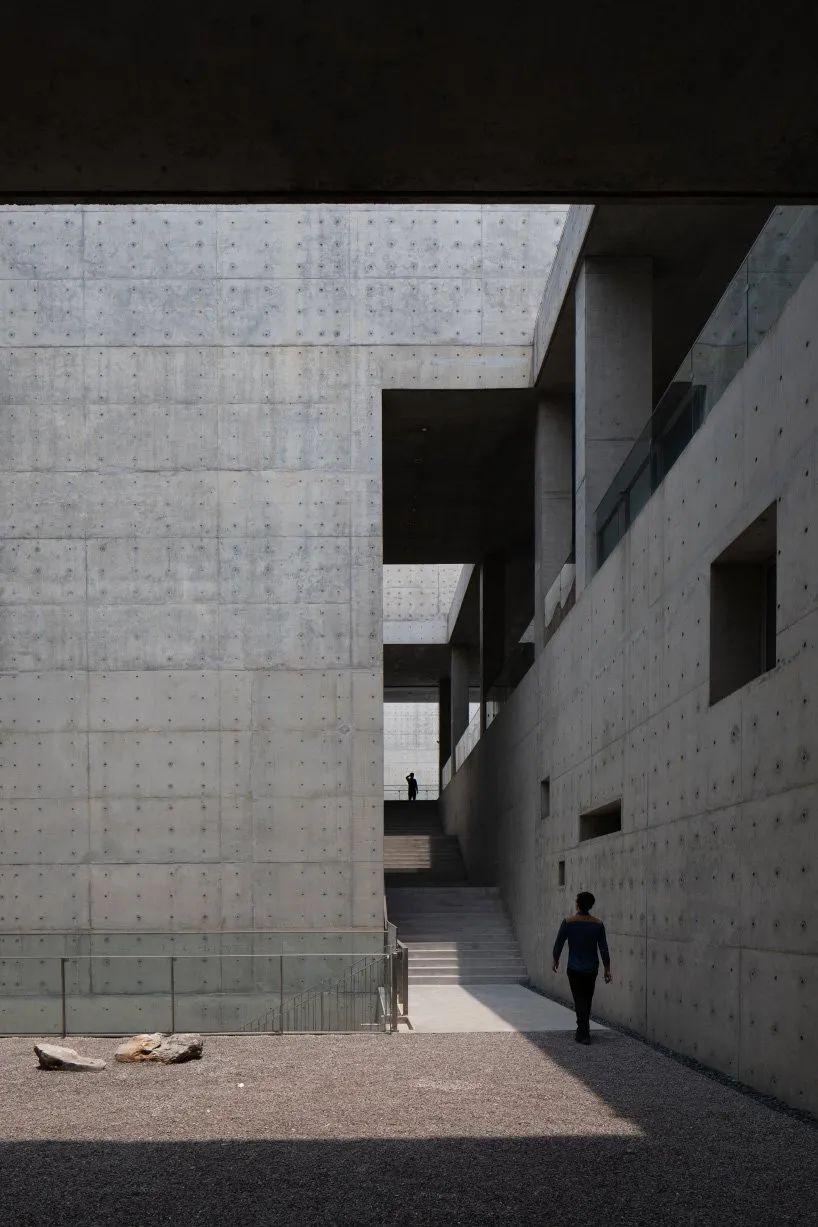 摄影版权:苏圣亮,朱锫建筑设计事务所提供玻璃:无锡耀皮玻璃工程有限