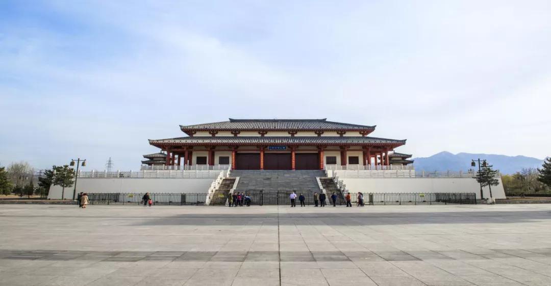 赵武灵王墓→博物馆→觉山寺→山水北泉→杨庄村白求恩特种外科医院