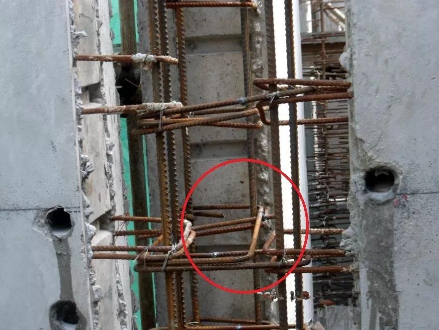 主筋不在箍筋内72 问题描述节点处墙体主筋不在箍筋内问题,给结构