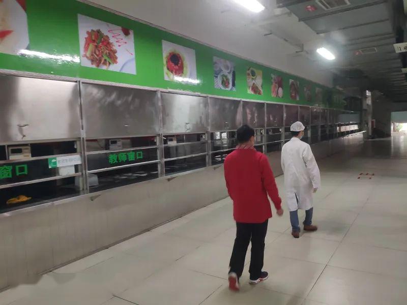 厦门一中举行高中部食堂安全演练