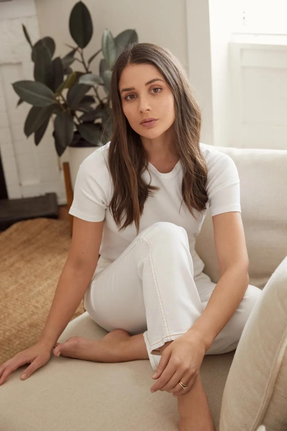 无色系的高级,别拒绝_sara