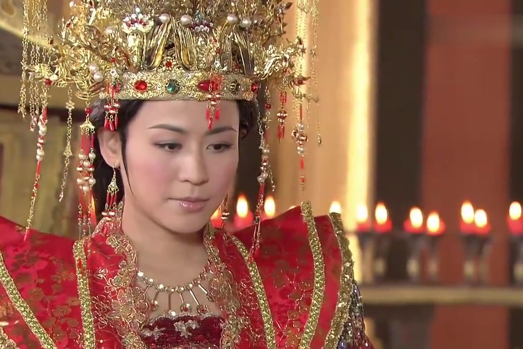 西凉王后翻脸不做小王宝钏说出这句话后让西凉王后瞬间变脸