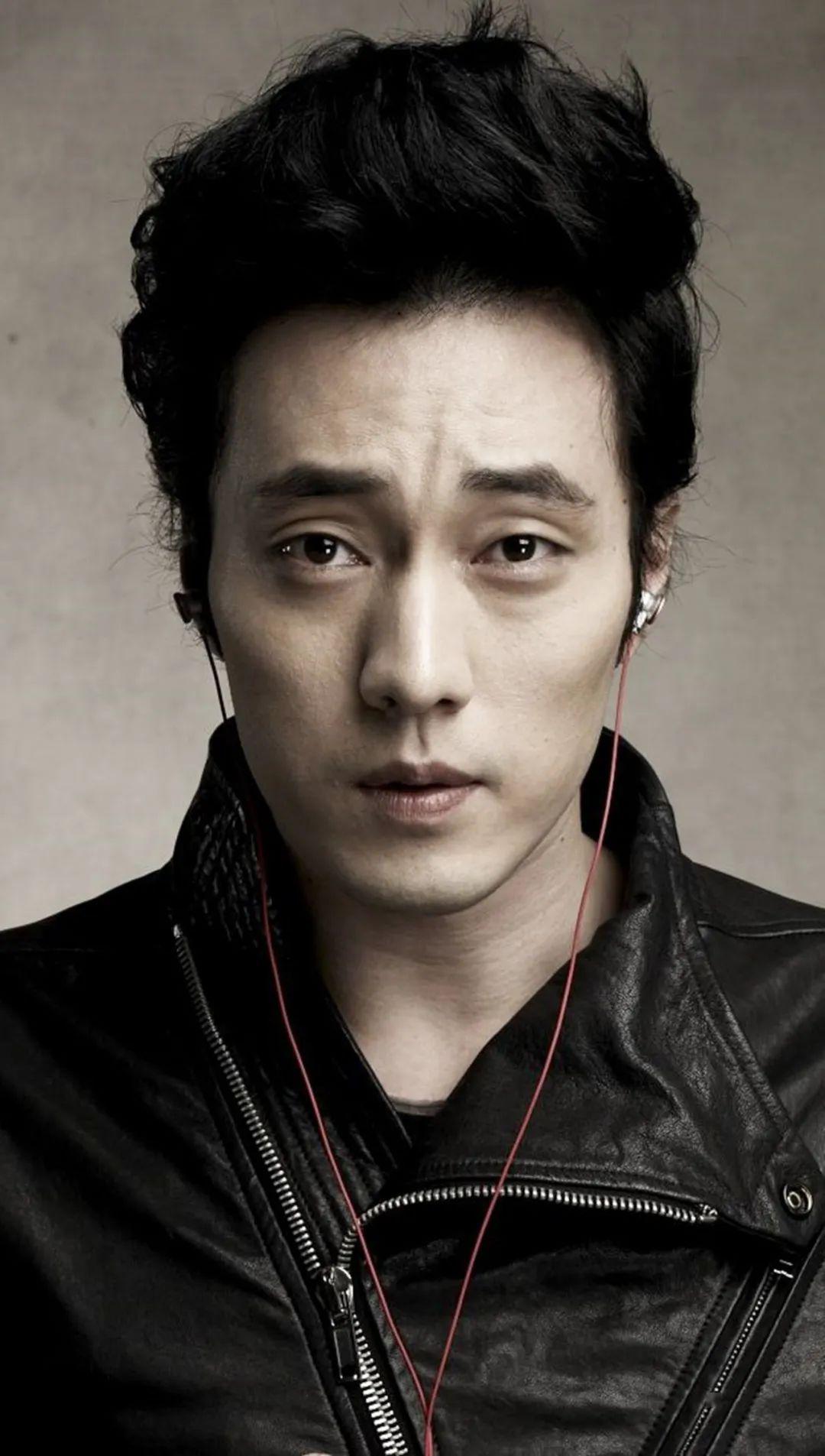 他是韩国女人最想嫁的男人,究竟是谁成了他的小娇妻?_苏志燮