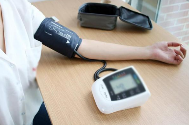 下肢血压测量位置图片
