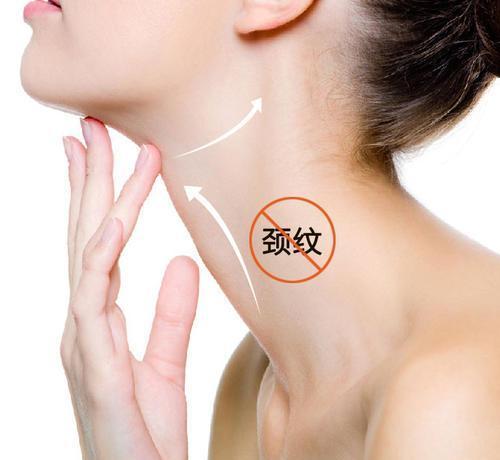 别管男女,如果脖子出现这种情况,该注意保养啦,别总是不当回事