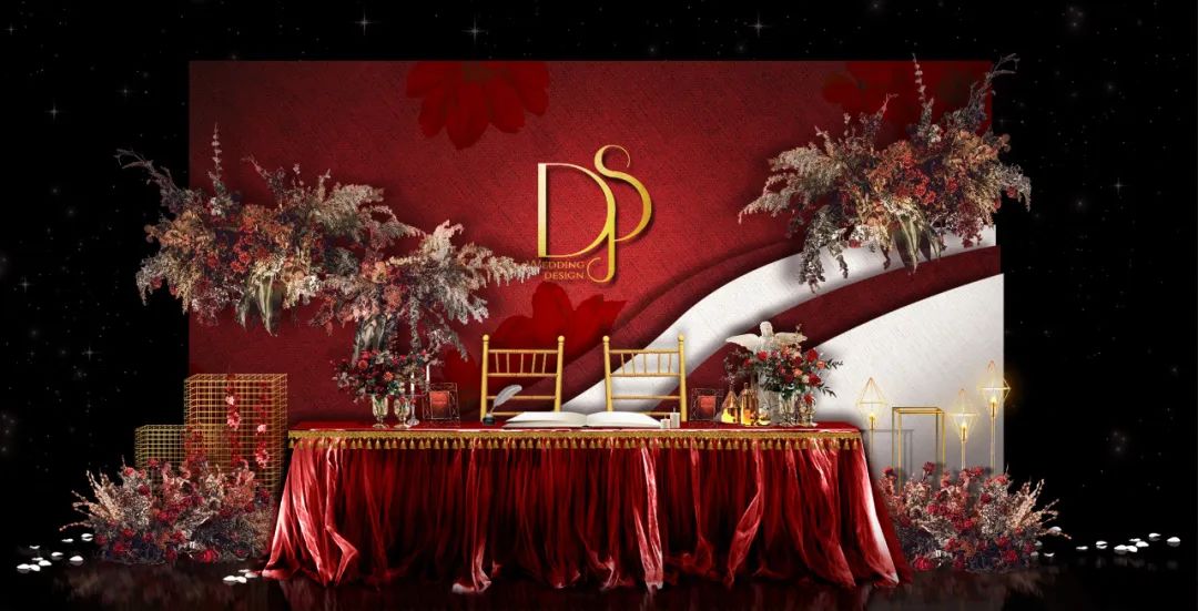 经典的红金配色同样的雍容华贵不一样的神秘浪漫