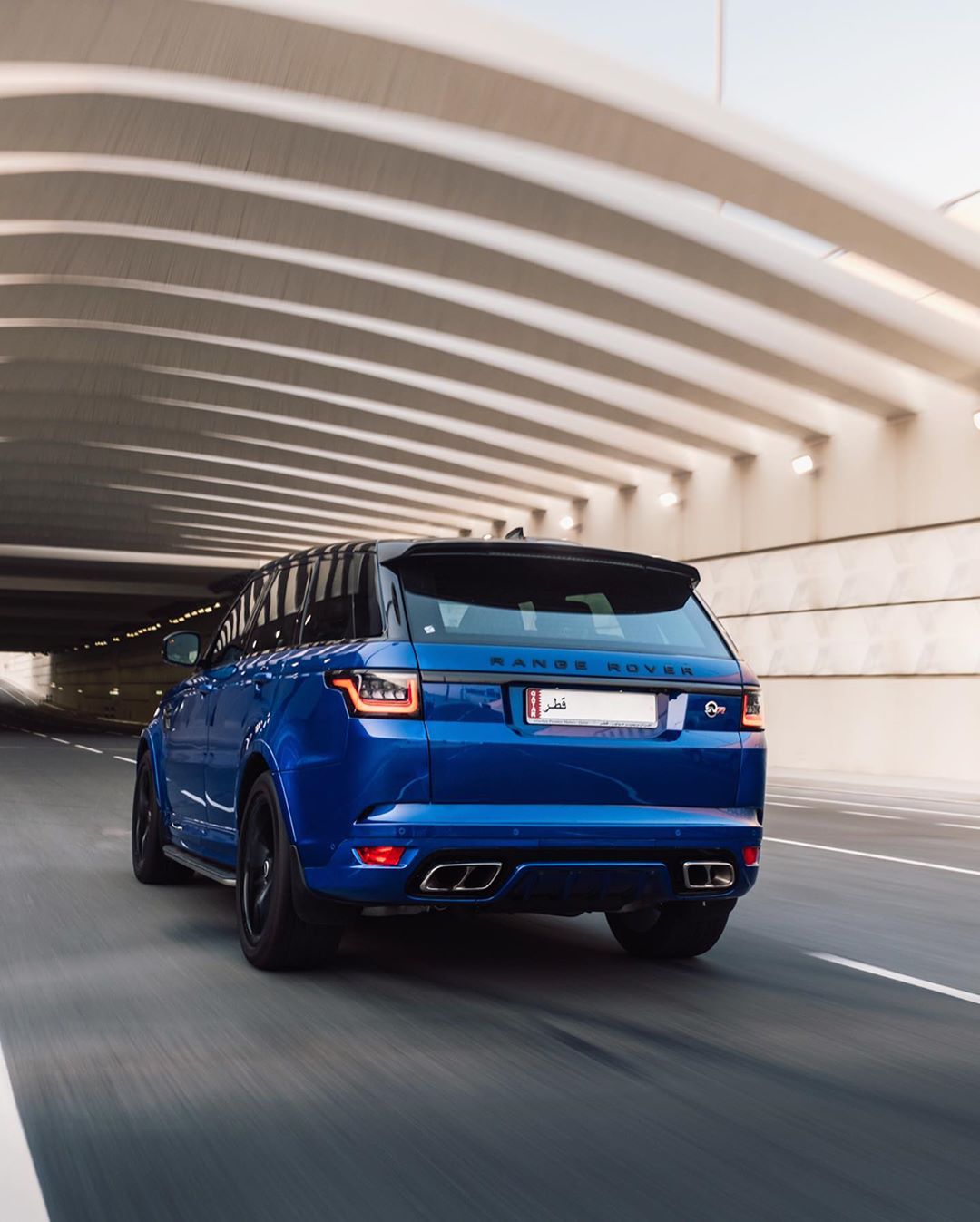 颜值高于"返修率"的路虎揽胜运动版 svr!