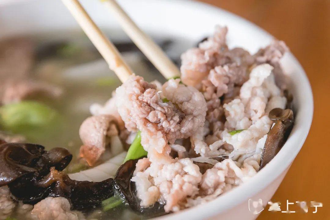 想吃要趁早开在果陇村里的粿汁店一份2碗吃到撑