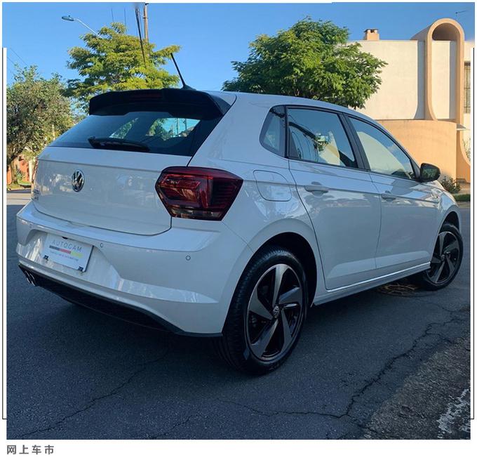 大众全新polo运动版街拍搭14t引擎造型更精致