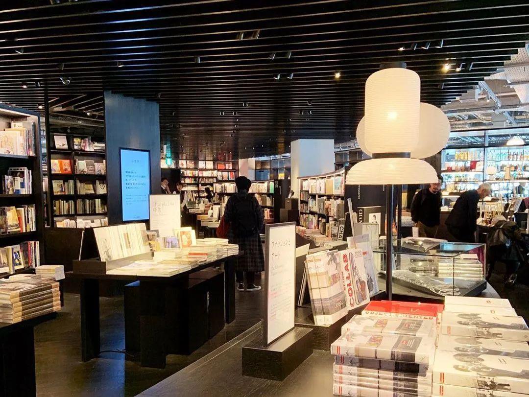 独家重磅茑屋首家bookcafe升级六本木茑屋书店