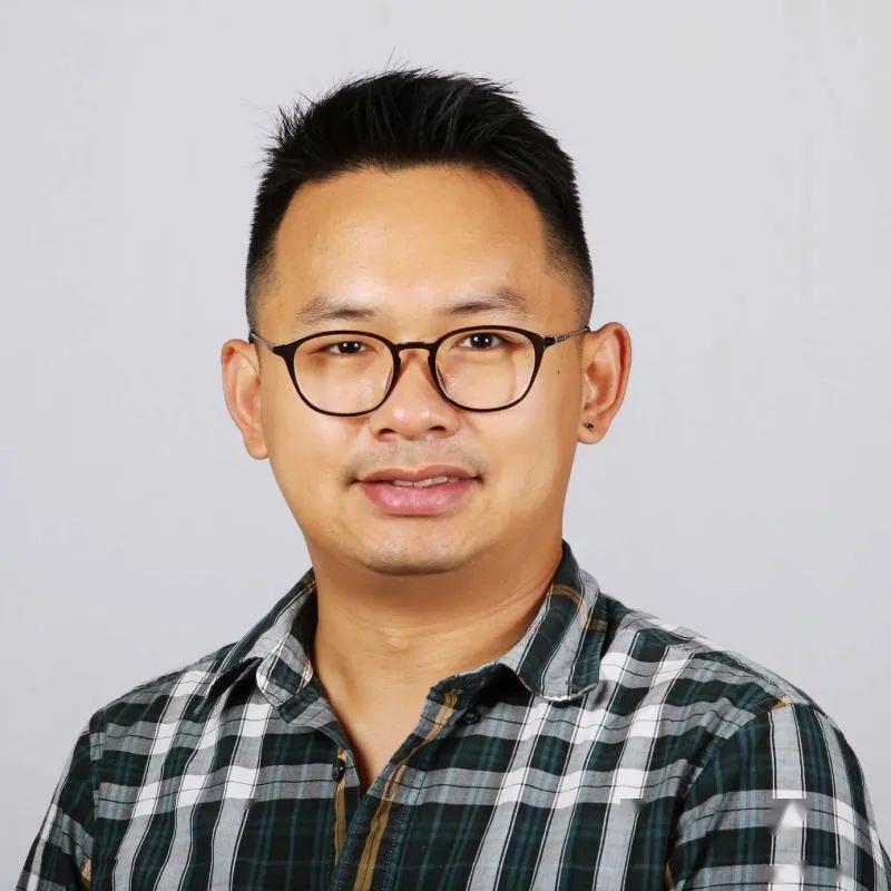 苏鑫,现任angewandte chemie(《德国应用化学》)编辑.