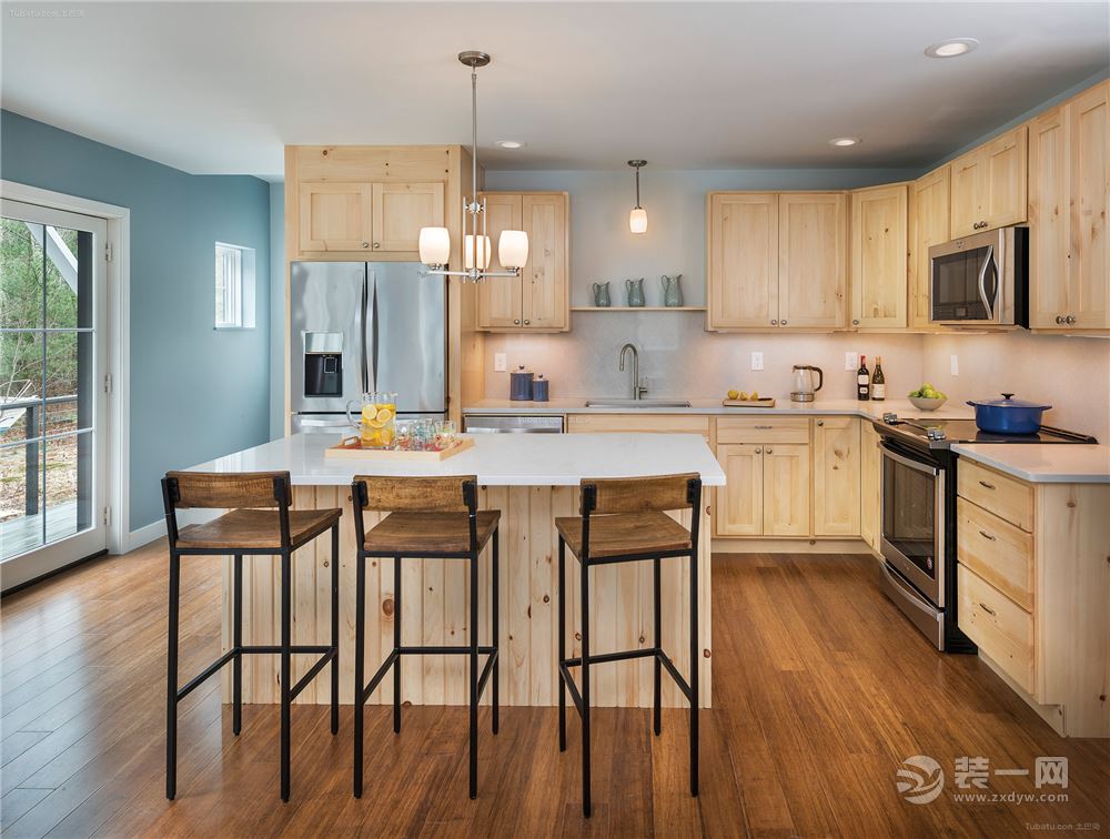 家庭装修中最不可或缺的就是厨房的设计,因此在进行装修中每一个环节