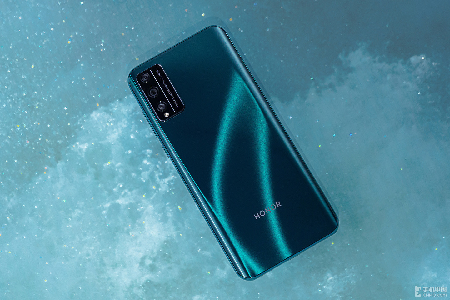 荣耀play4tpro图赏全身亮点打造超级玩家