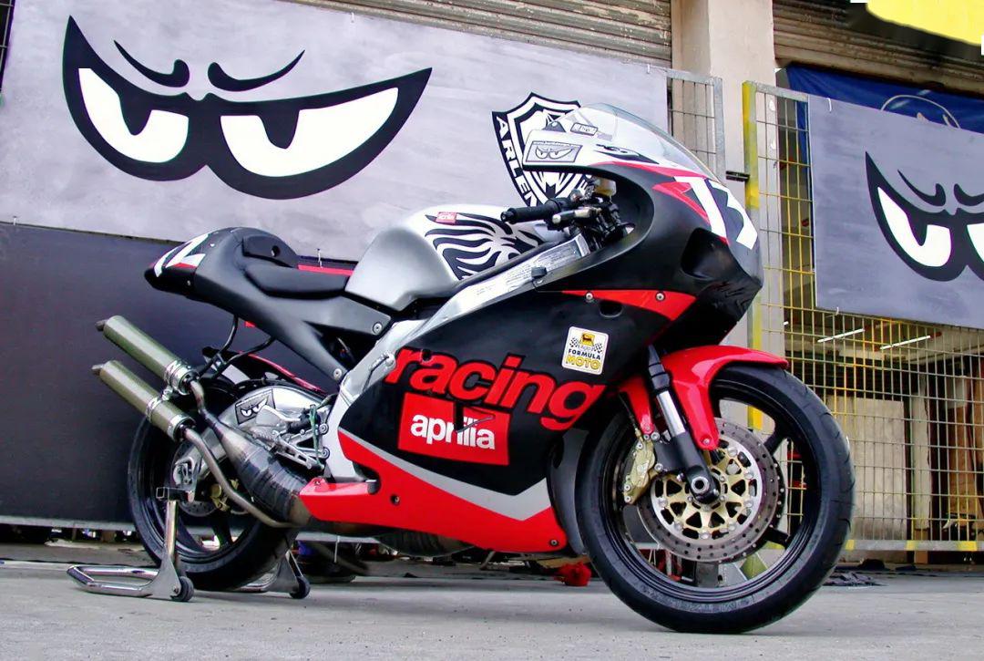 经典车:aprilia 阿普利亚 rs250