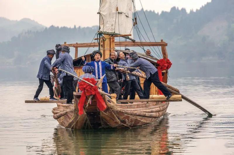 67麻阳吕家坪长河里的摇橹号子声