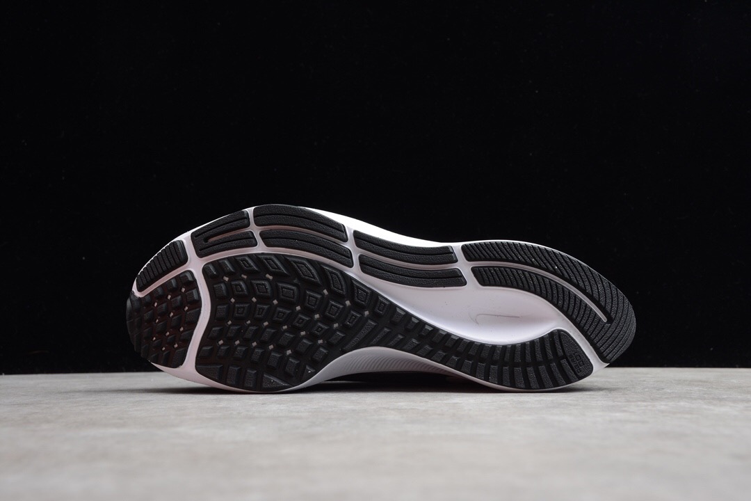 耐克nike zoom pegasus turpo 2 登月缓震气垫跑鞋