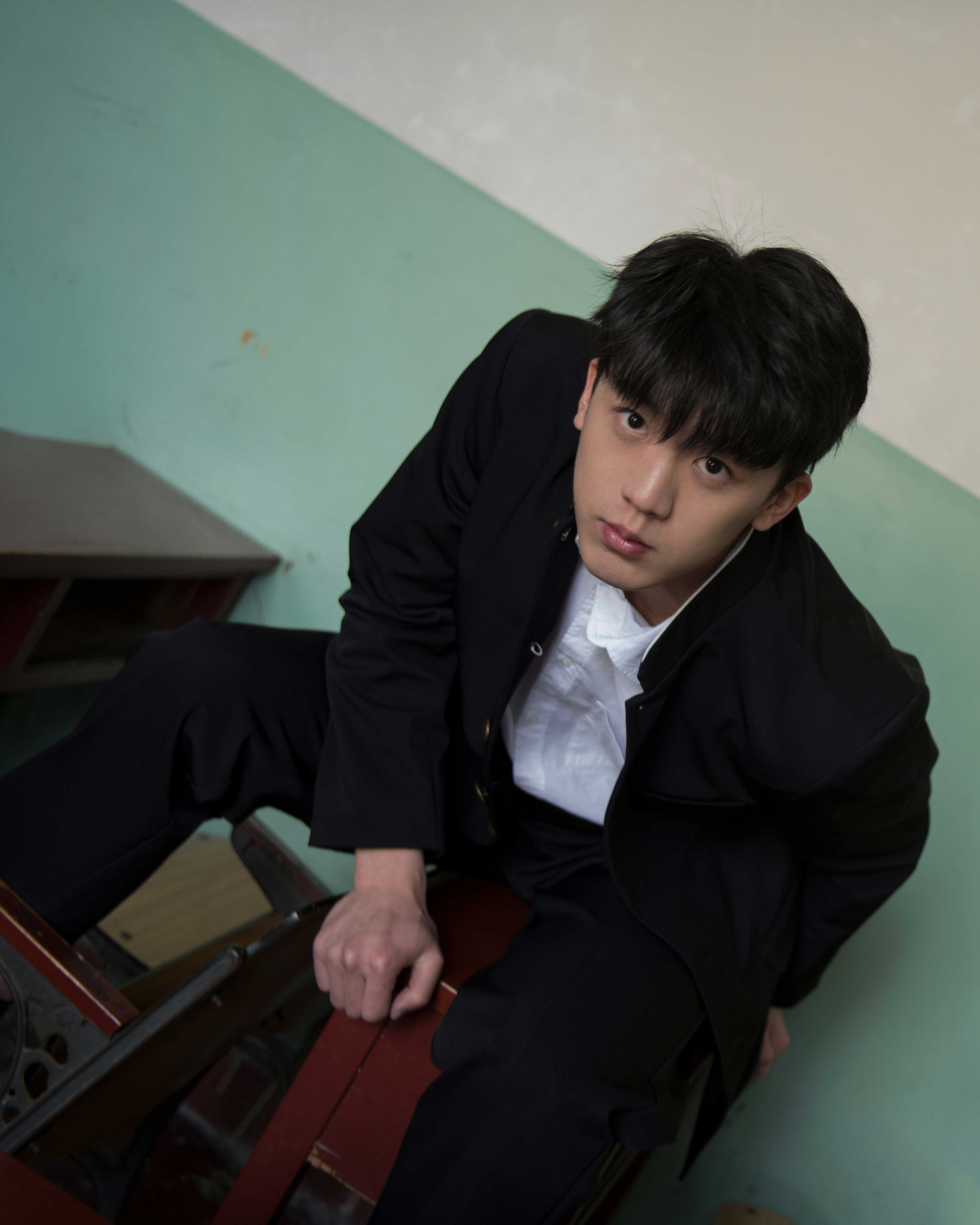 专访我成了他的班主任卢东旭想成为彭于晏那样的演员