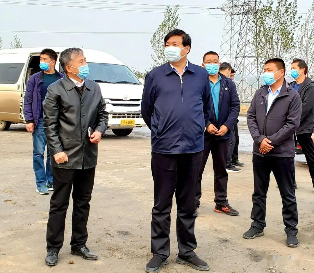 磁县县委书记张才芳督导检查旅发沿线村庄打造和道路建设