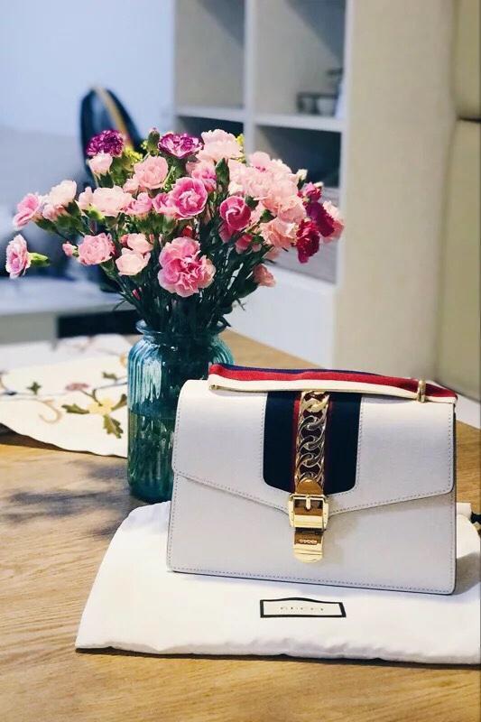 lv路易威登古驰普拉达谁的包包最结实耐用