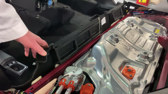 拆解特斯拉modely迄今为止最安全的车