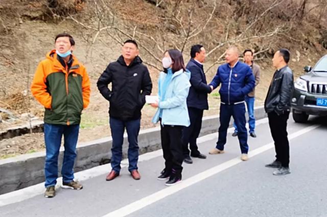 4月6日,松潘县人民政府副县长马劲松,许建国率队对我县天府旅游名县