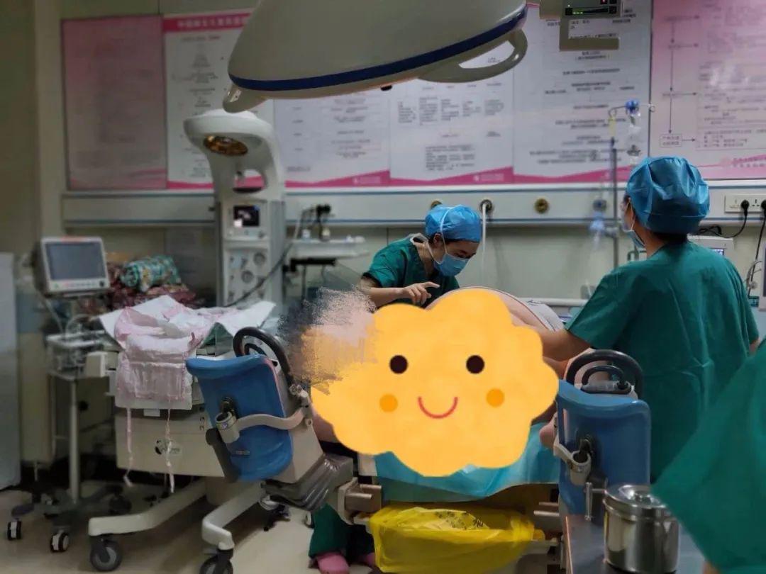 310斤"胖妈妈"顺利分娩做幸福"宝妈"