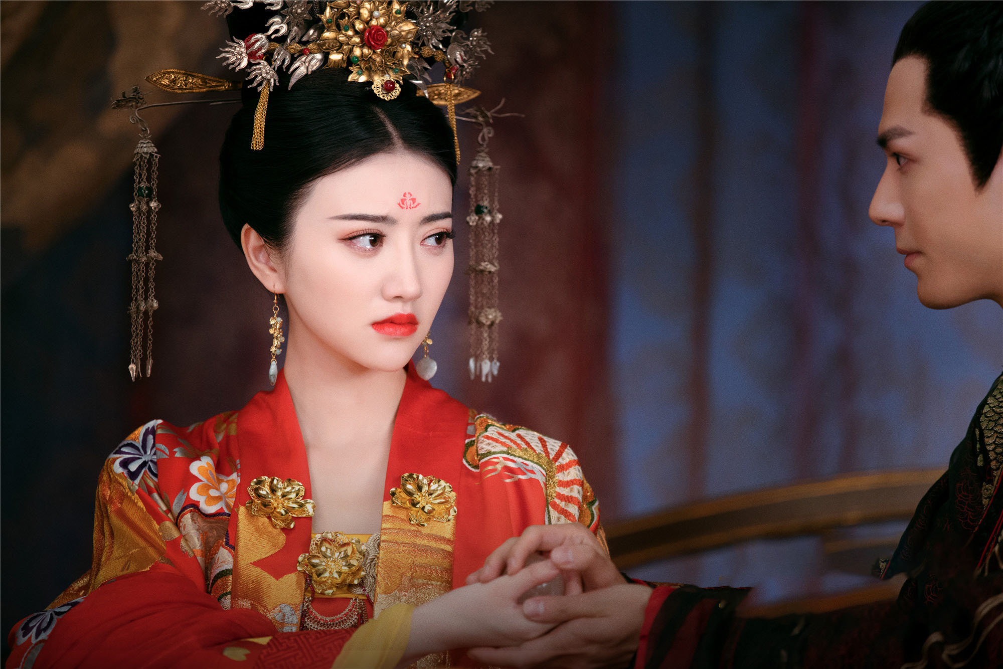 古装剧里的绝美嫁衣,怎么少得了广平王妃