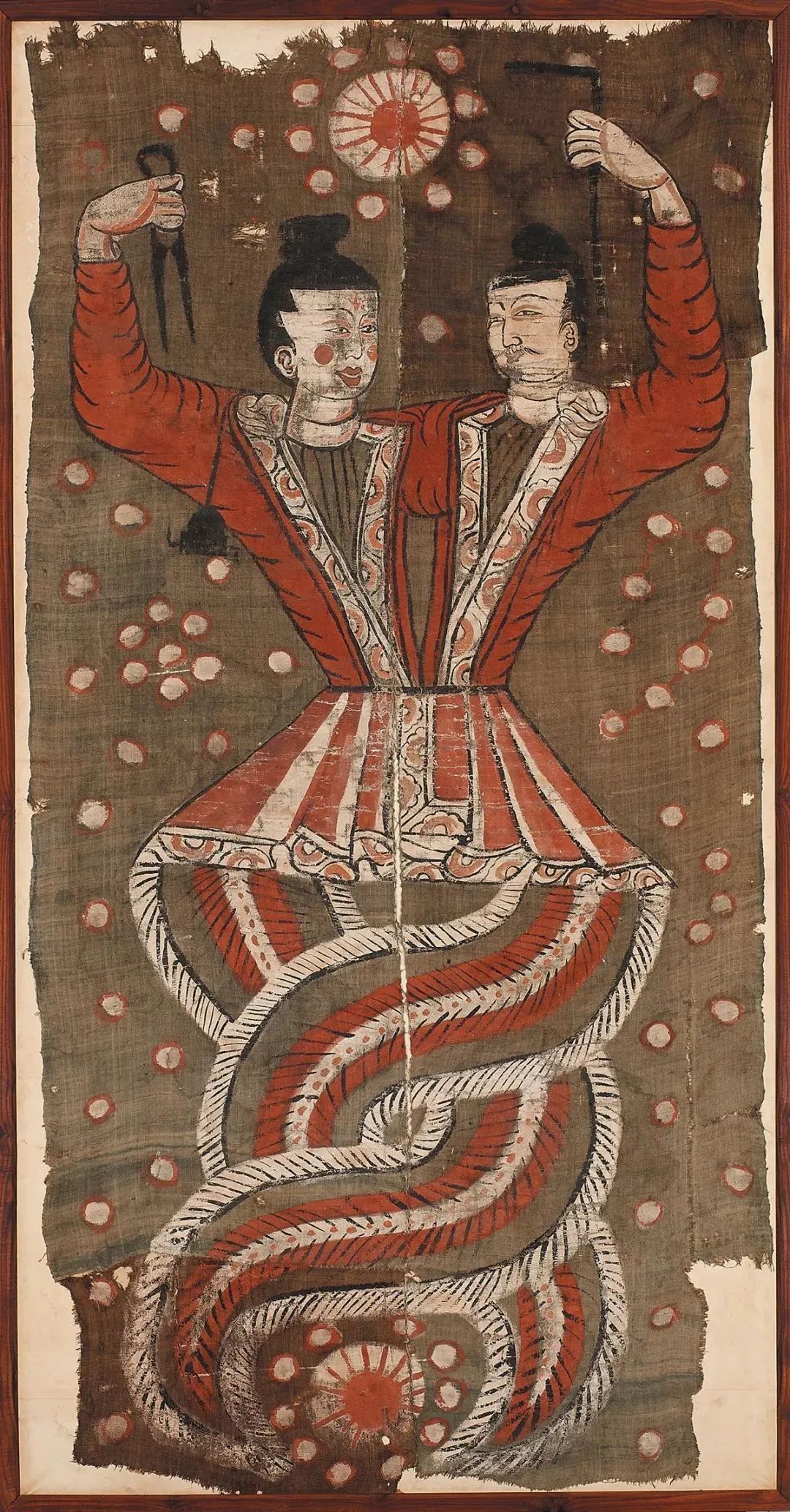 伏羲女娲图新疆阿斯塔纳出土纵189厘米,横79厘米韩国国立中央博物馆