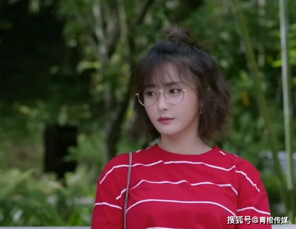 岁月可回头区小欧惊人秘密曝光此生不能谈恋爱蓝天愚被吓懵