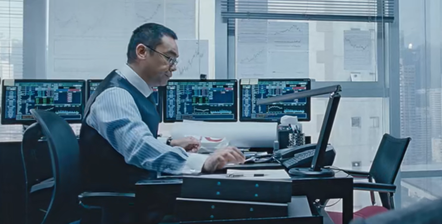 《窃听风云2》这部电影,1小时05分时有一段对股票交易员工作的描绘