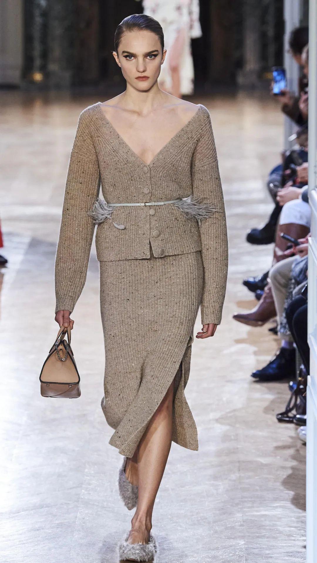 2020女装单品时尚毛织套装