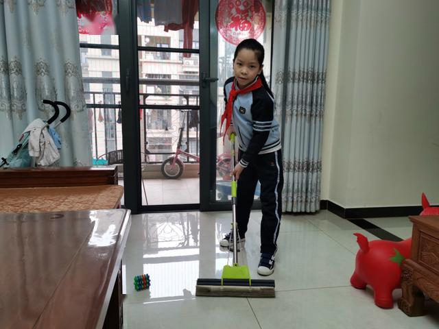 居家生活养成好习惯――南宁市兴宁区九曲湾小学行为习惯养成教育