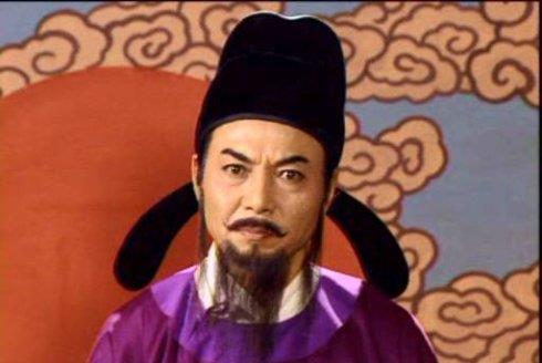 冤案间走访调查寻找真凶的故事,整部剧将近50集,一开始主演定为孙承政