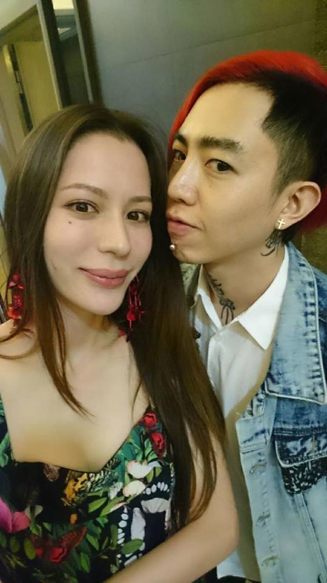 19年年底,謝和絃還未與混血老婆keanna離婚,就因妻子舉報自己吸毒