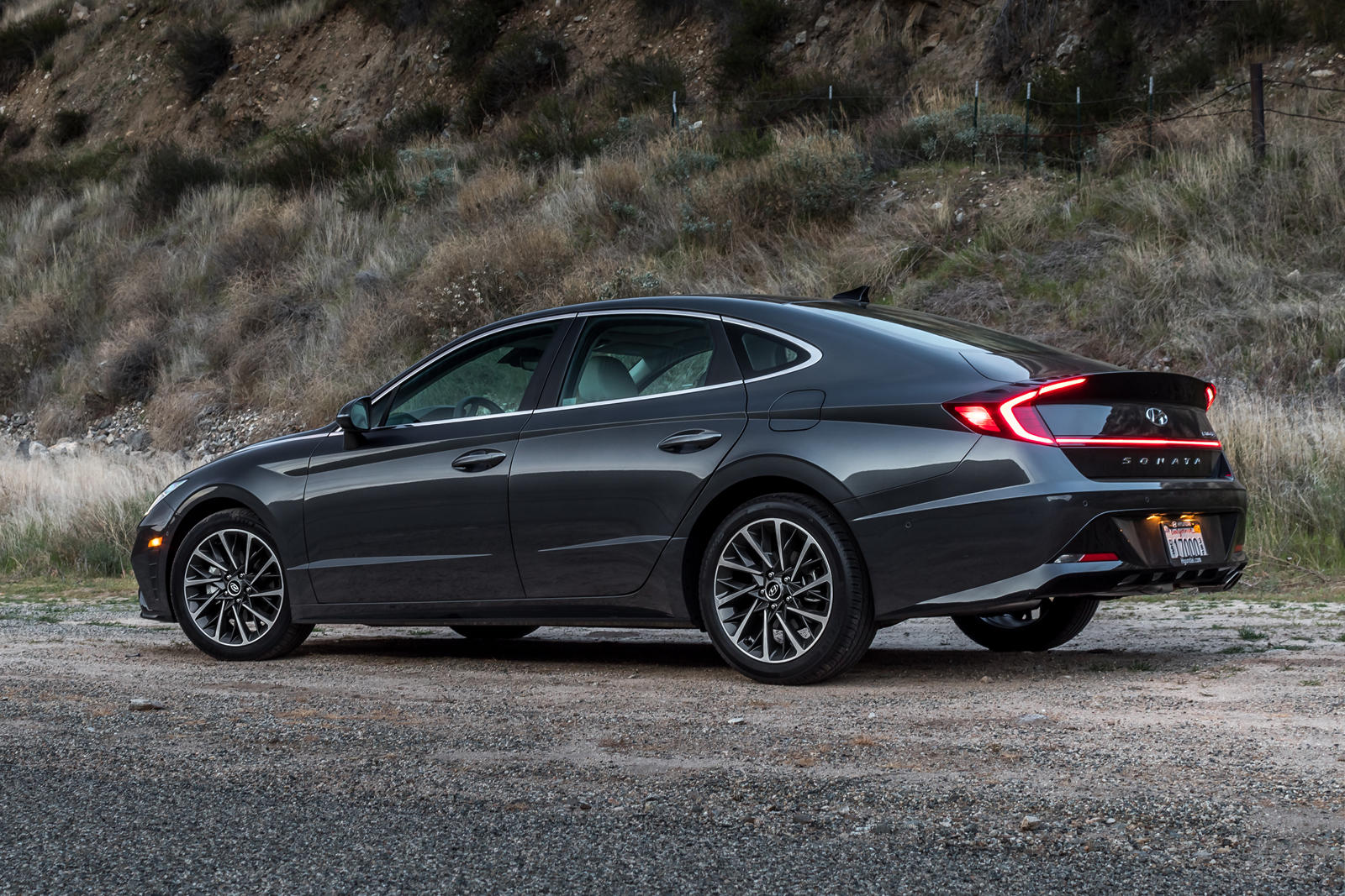 2020新款现代索纳塔北美款黑武士外观内饰飞跃