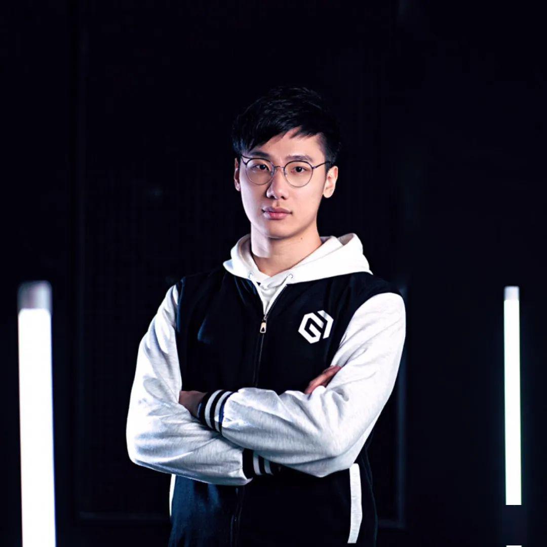 电竞教育,逆流而上_刘泽斌