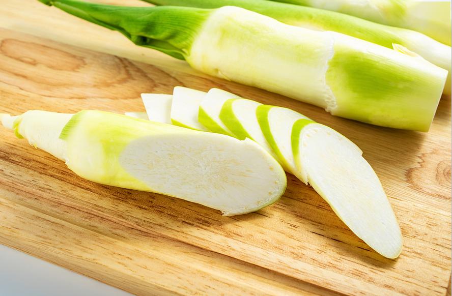 来啦今年头批练塘茭白迈入最嗲尝鲜期记得伐一碗冒热气接地气的茭白面