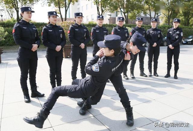 铁脚板,软服务,硬功夫!江苏邗上"警花"战疫情暖人心