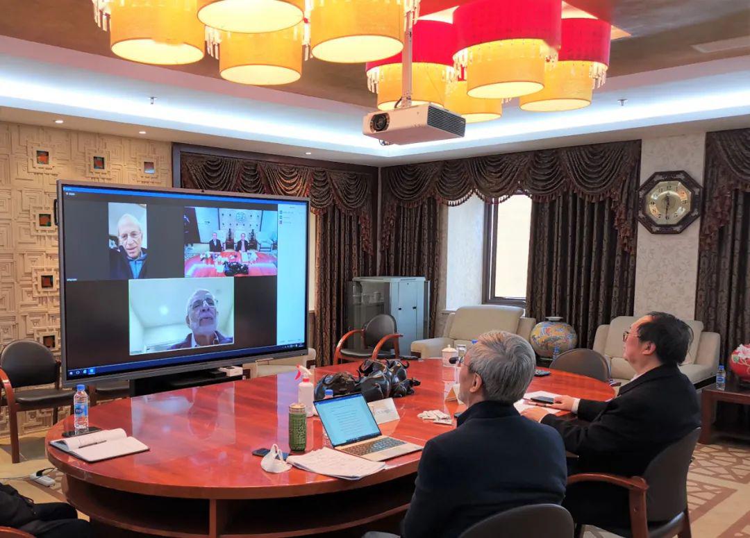 加强国际抗疫合作和维护中美关系视频会议在上研院召开