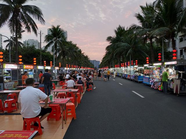 原創實拍海南海口熱門景點:騎樓半數店鋪至今未開,海灘夜市最有人氣