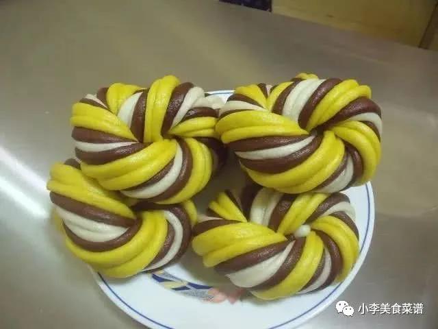 三色花卷的做法