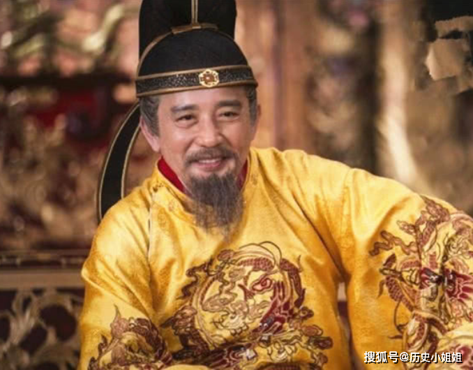 皇上要立太子,大哥二哥都不做,主动让位老三,不料让出一好皇帝