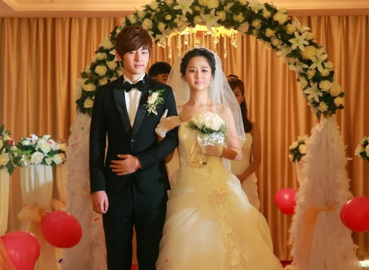 原创5个版本结婚照的杨紫乔振宇版很经典而最后一位画面太甜