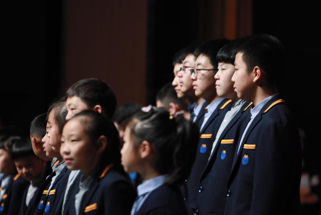 耀华奖学金(学校及社区贡献奖)