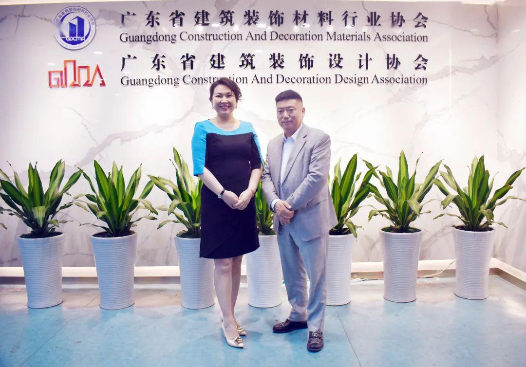 广州青年商会会长罗军广东省民营企业家联合会会长方晓涛表示,疫情