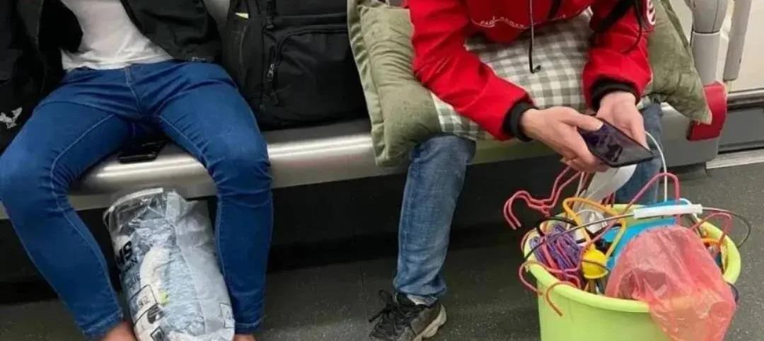 电子厂挑战失败提桶跑路火遍网络什么梗这么火