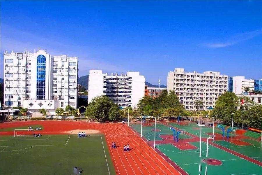 公办广东省外语艺术职业学院分数学校环境宿舍介绍