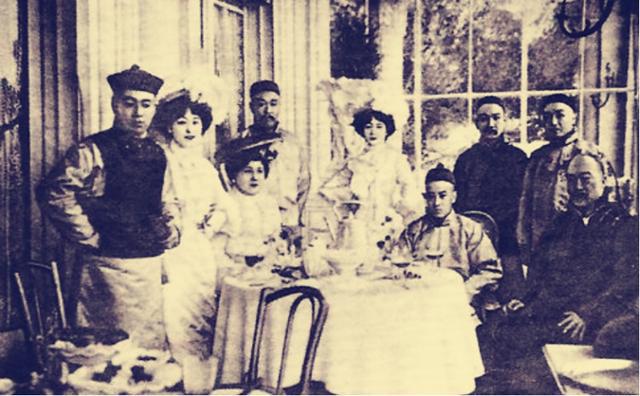 她是慈禧身前的女官,堪称现代舞的开创者,却自废双腿!_裕容龄