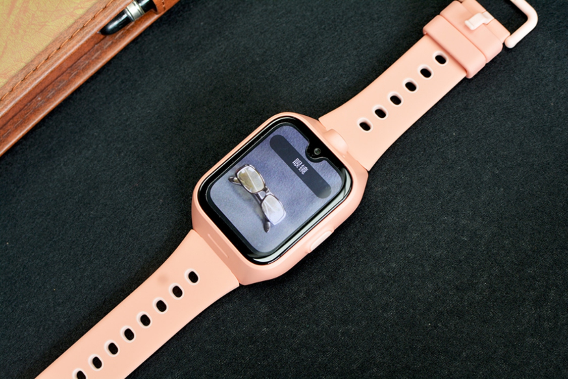 原创米兔儿童手表4首测ai双摄ai智能识物还能学英语